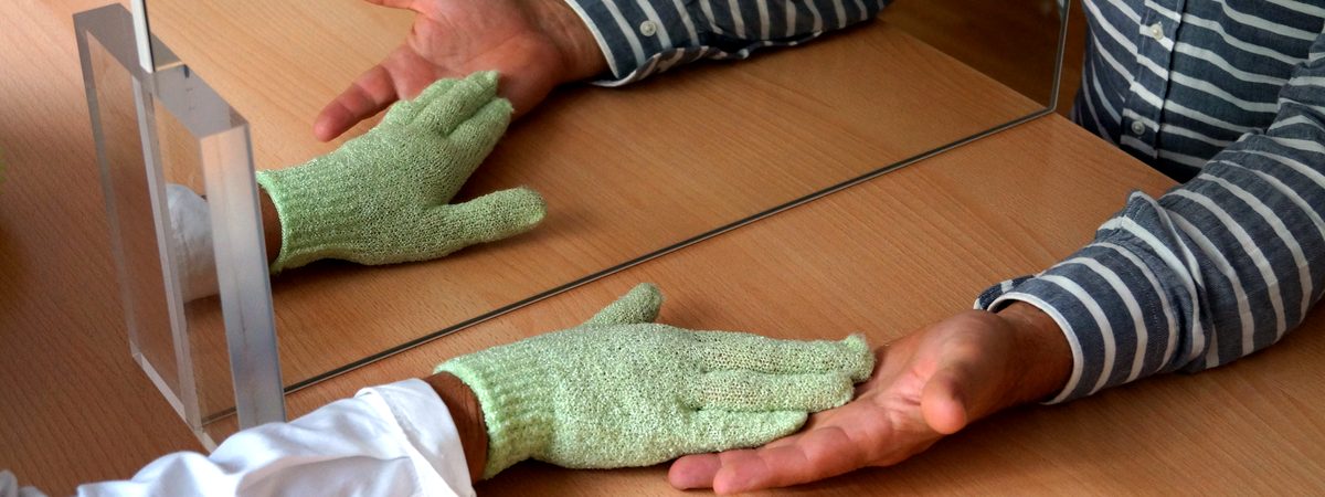 Anwendung der Spiegeltherapie in der Ergotherapie